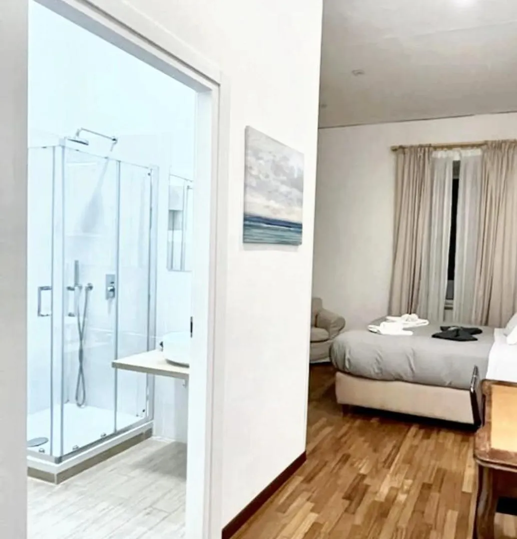 Spacious Apartment In Napoli With Sea And City Views Italy