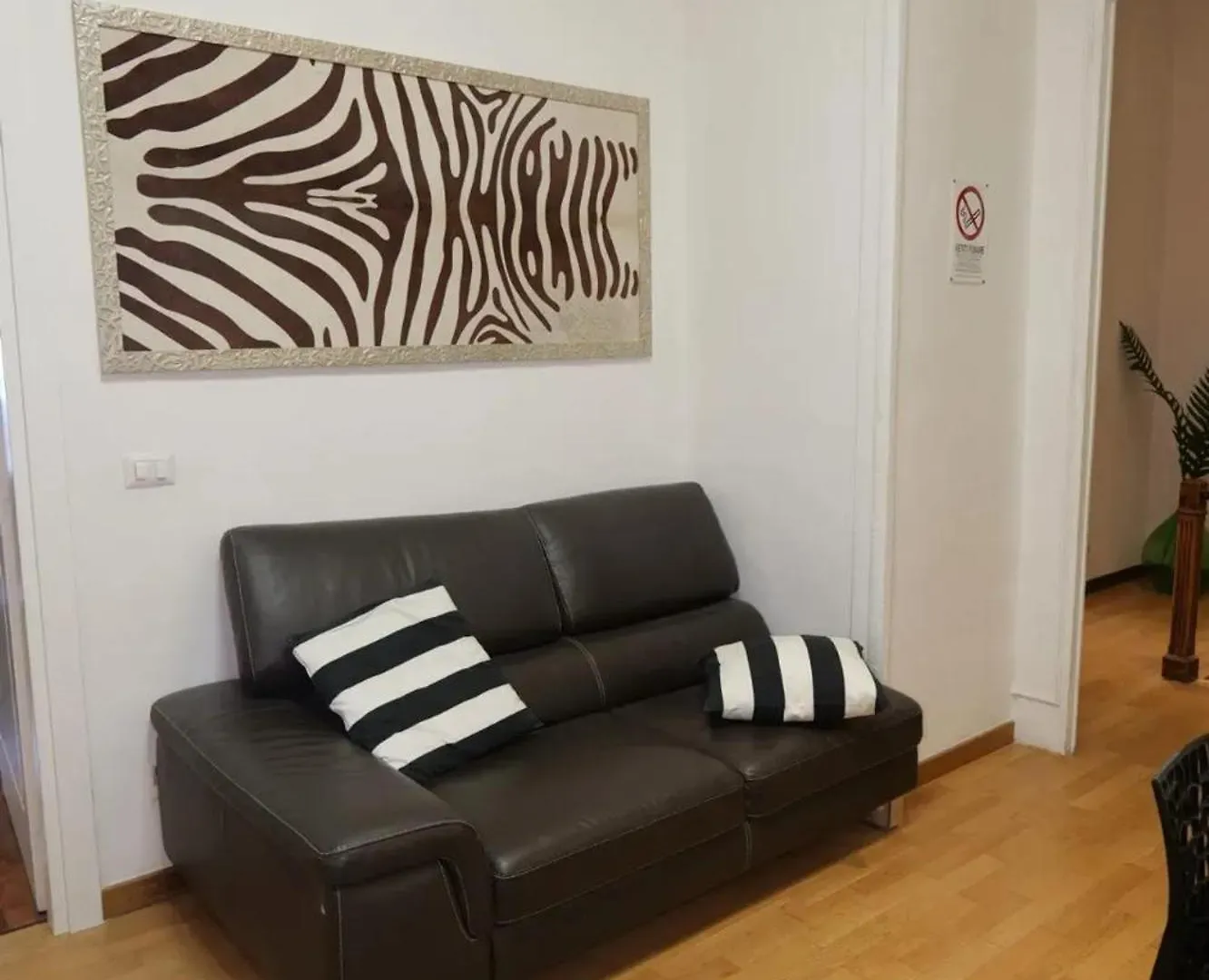 Spacious Apartment In Napoli With Sea And City Views