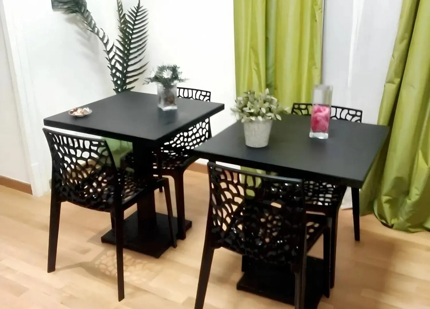 Spacious Apartment In Napoli With Sea And City Views 0*, Naples